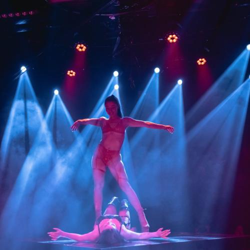 Alcatraz Show Club — еротичний заклад у місті Афіни