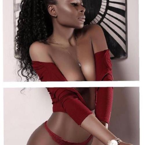 Carolina — مرافقة في برلين، الصورة 10