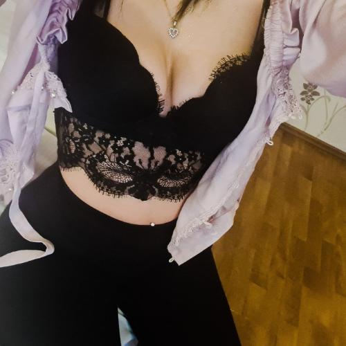 Mira — escort à Francfort, photo 3