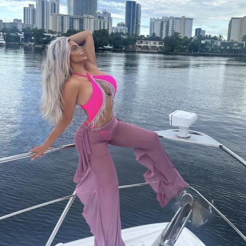 Viviana Rose — eskort v meste Tampa