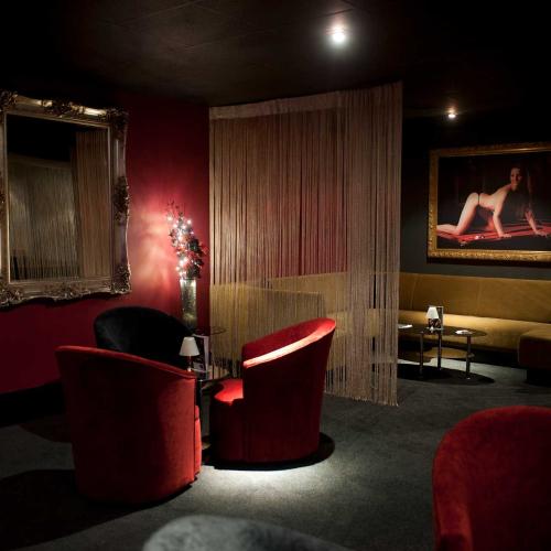 Playhouse Cardiff — Erotik-Location in Cardiff