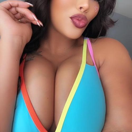 Kayce The Head Doc — escort in North Bay