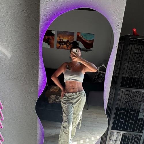 Lela — escort in Baku