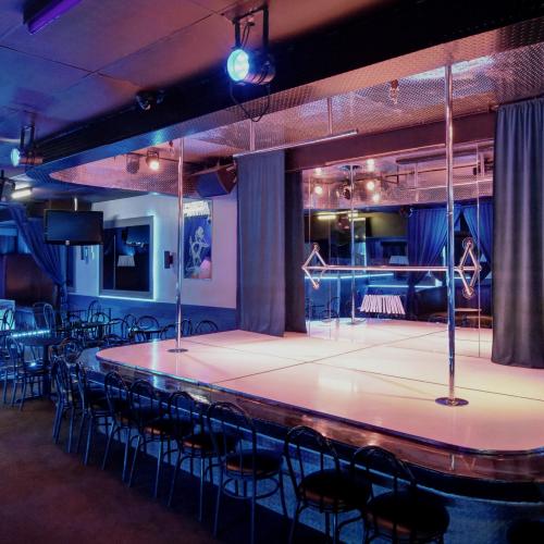Bar Downtown — Erotik-Location in Montreal
