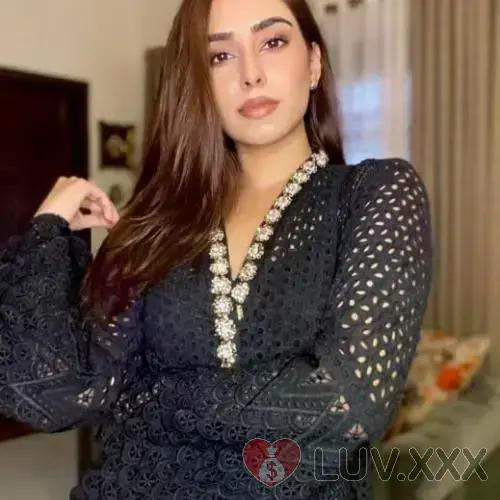 Call Girls In ¶¶ Anjuna Beach꧁ 7669011019꧂ Goa Escorts Service