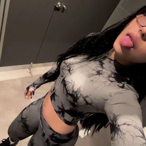 Sara — escort in Burgos