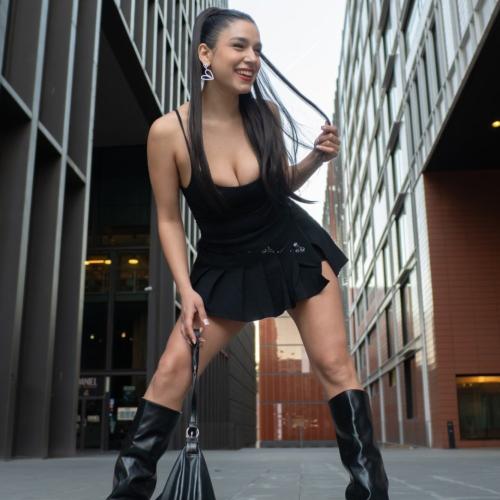Bianca Laurent — مرافقة في برشلونة