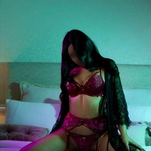 Estelle Lux - 0481 839 406