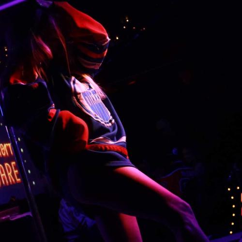 Chez Pierre Cabaret — erotikus hely itt: Edmonton