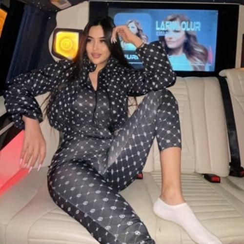 Karina — Alençon şehrinde eskort