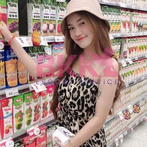 Satang — eskorte i Bangkok