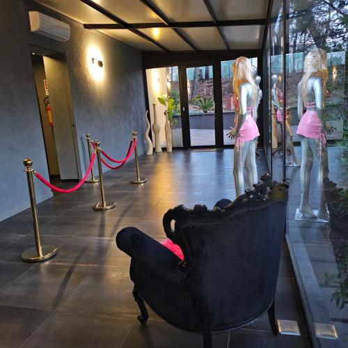 Lsn Club Le Sabbie Nere — erotic venue in Nicolosi