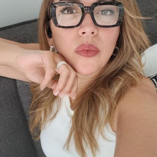 Luna Masseuse — eskorte i Genève