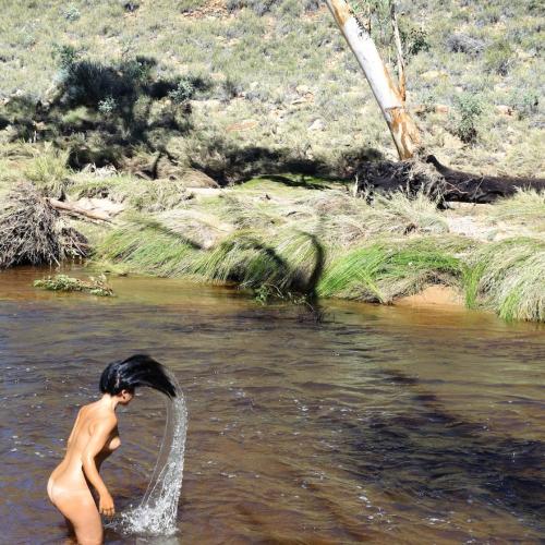 Luna River — escort in Geneva
