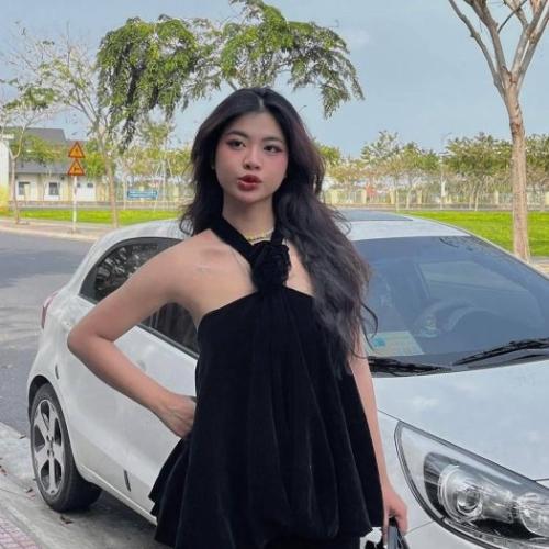 Maika — escort in Singapore