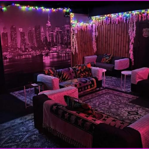 Atlantisevolution — erotic venue in Stoke-on-Trent