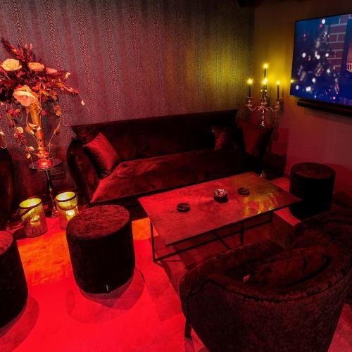 Bordell Karlsruhe Haus 13 + 15 — Erotik-Location in Karlsruhe, Foto 13