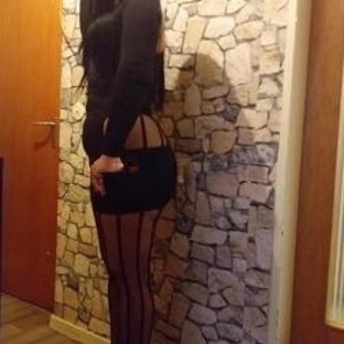 Jeni — escort à Düsseldorf