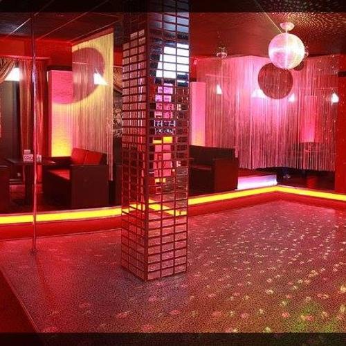 Srdiečko Night Club — Svit şehrinde erotik mekan
