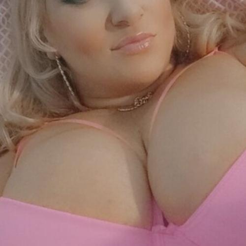 Diamond — escort in Redmond