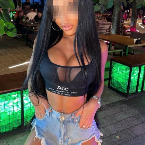 Layla — escort a Brno