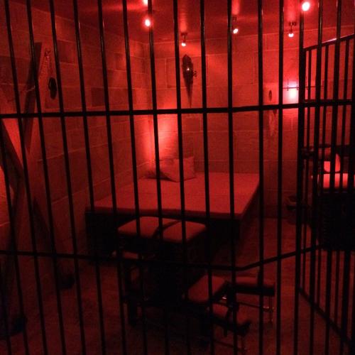 L'orphéa Club — ερωτικός χώρος στην πόλη Moult