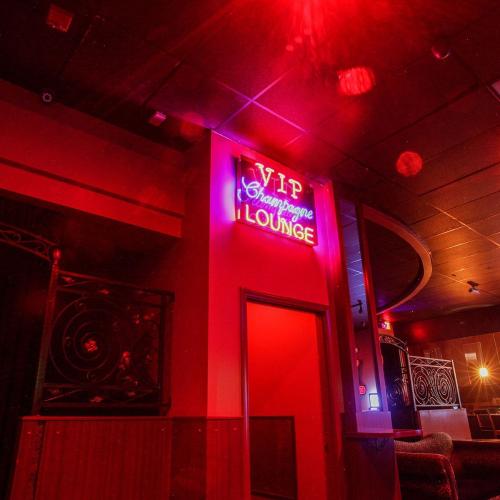 Vip Cabaret — erotisk utested i San Fernando Valley, bilde 9