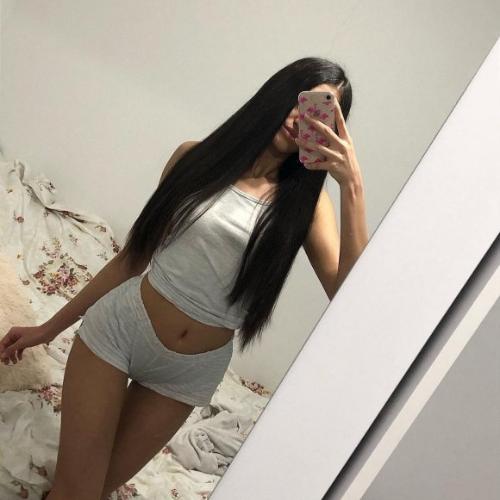 Gunel — escort à Baku