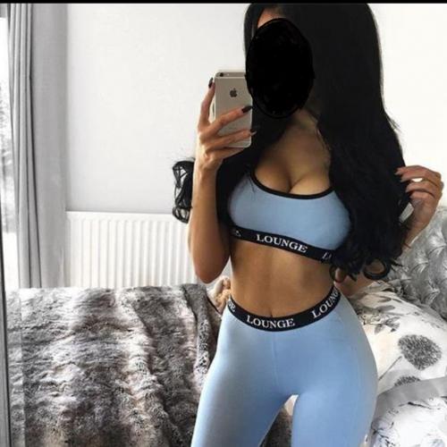 Rebeca — 부쿠레슈티 에스코트
