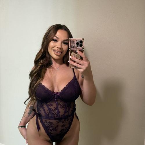 Alexislove — eskort v Elk Grove