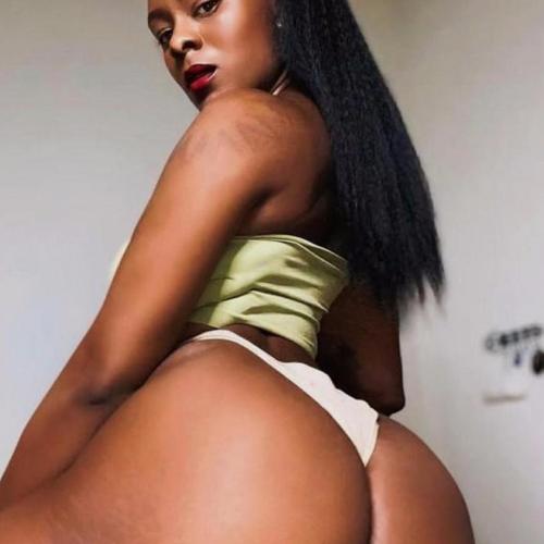 Daissy — escort in Kuwait City