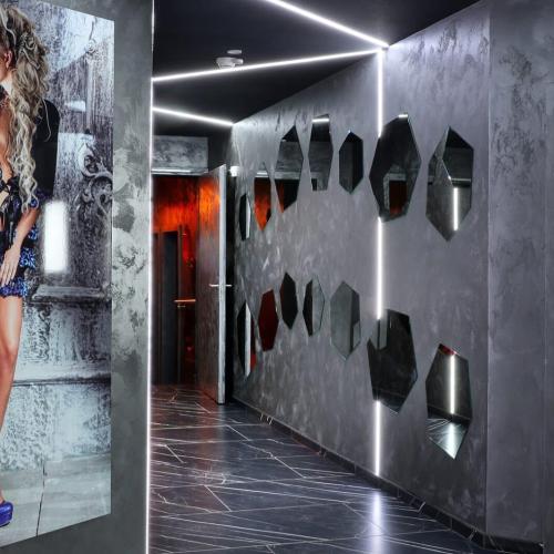 Club Aphrodite — Roche şehrinde erotik mekan