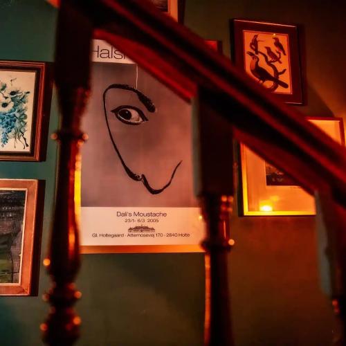 23 Paul Street — erotic venue in London