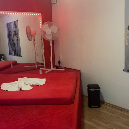 Club Laluna — Erotik-Location in Moers