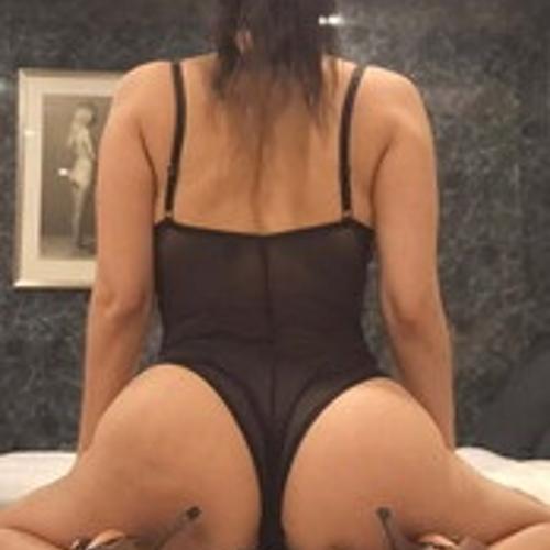 Mae Lee — escort in Perth