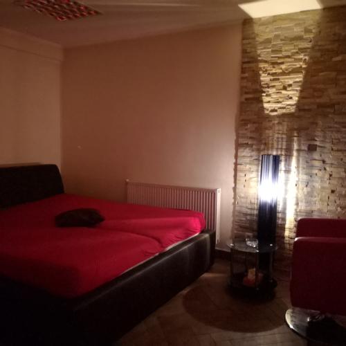 Crystal Gentlemens Club — Košice şehrinde erotik mekan