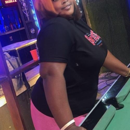 Aida — escortă în Shanghai