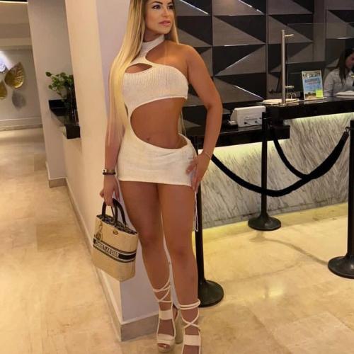 Abril — مرافقة في ميديلين، الصورة 3