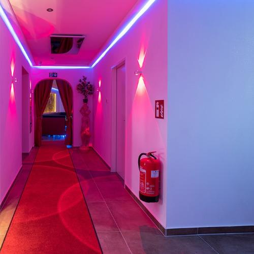 La Chica Lounge — erotic venue in Vienna, photo 9