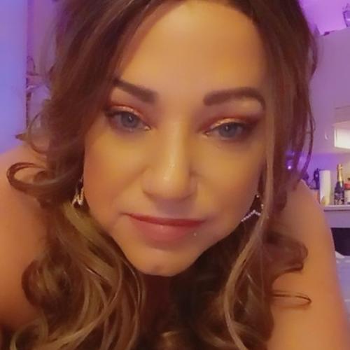 Isabella — escort in Fresno