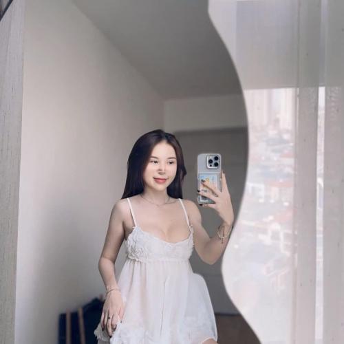 Hina — 베를린 에스코트, 사진 3