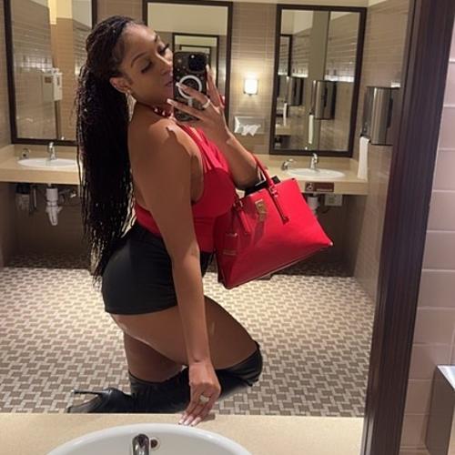 Joan Moan — escort in Boston