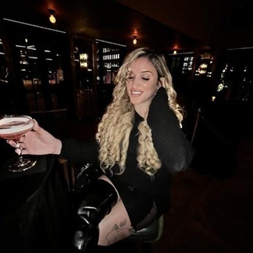 Ravenbabygirl — Escort in Austin