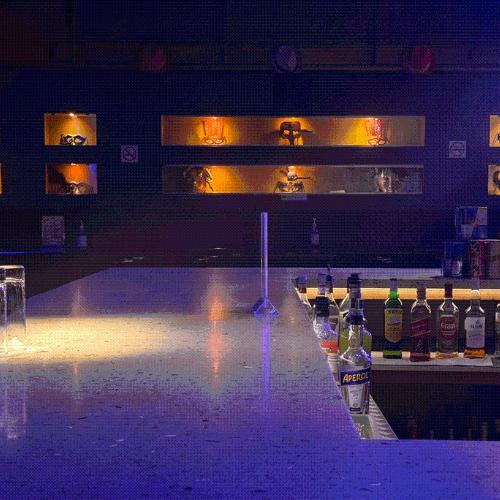 2+2 Club — erotic venue in Piraeus