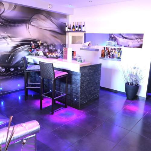 Crystal Champagne Bar — erotický podnik v Sombreffe