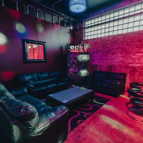 Club Eros — erotic venue in Cleveland