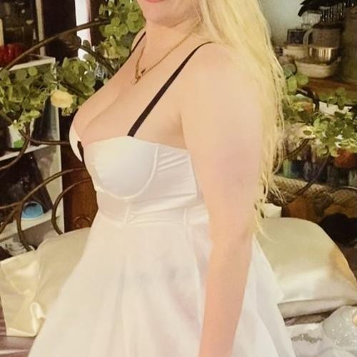 Lovelynn — Escort in Richmond