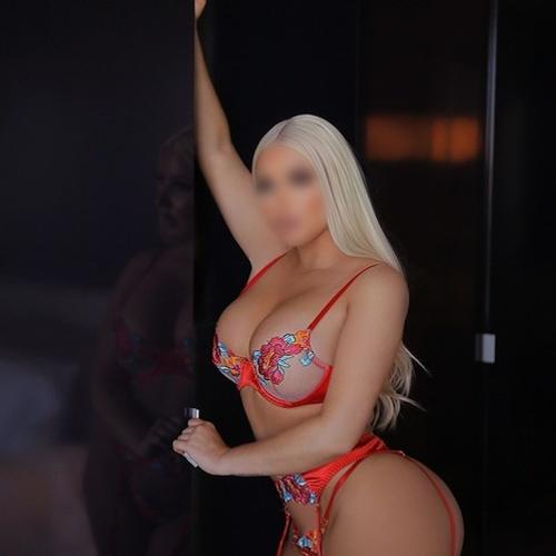 Natalia Holiday — Escort in Pittsburgh