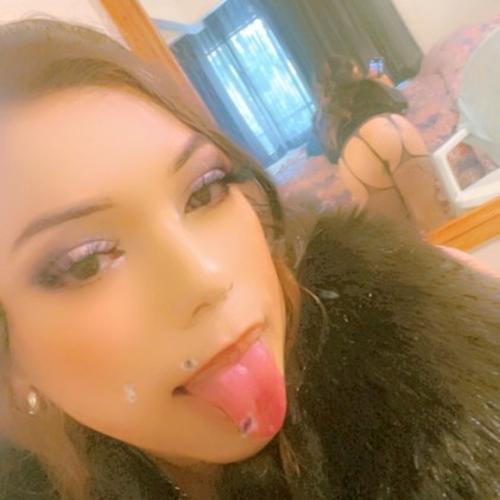 Nikole — مرافقة في فرسنو