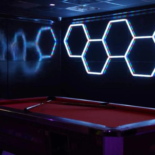 The Vault Gentlemen's Club — erotický podnik v Houston